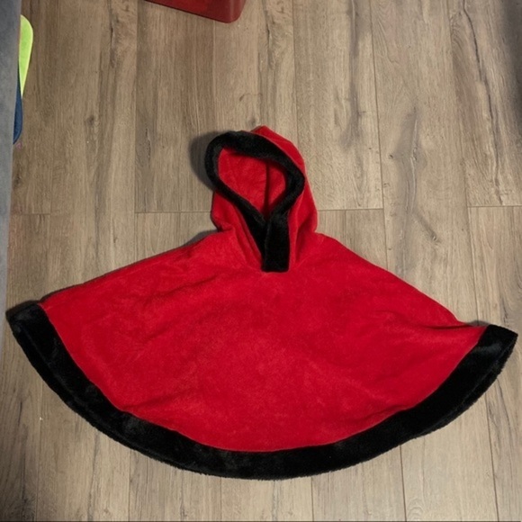 U-S - Giftelwear- Girls hooded pullover - Picture 1 of 4